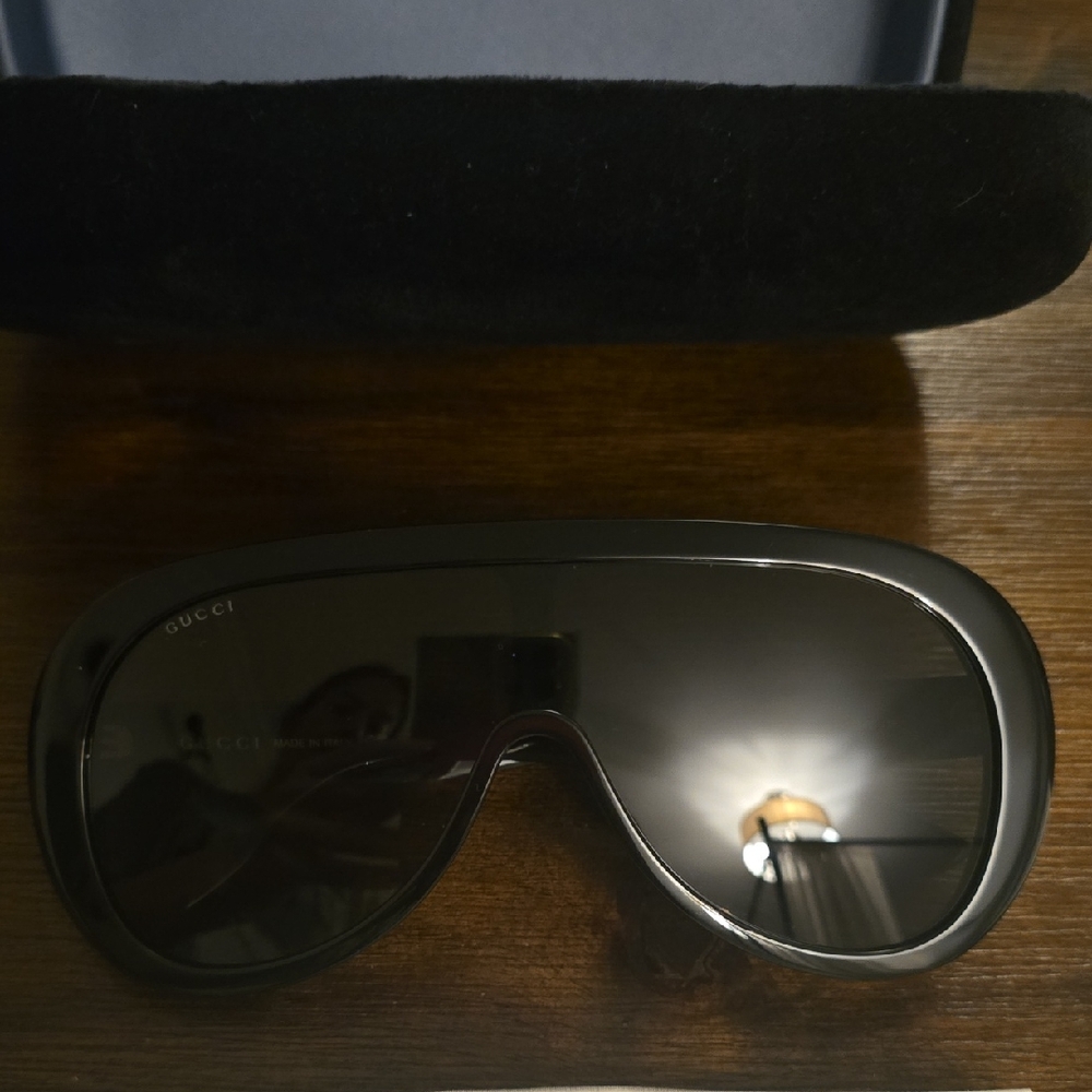 Gucci Dark Frame Sunglasses
